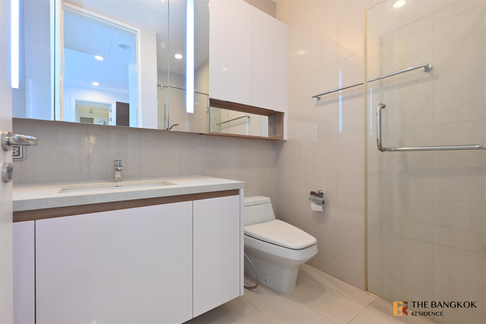 Q Langsuan Condo in Prime Location, Attractive Price near BTS Ratchadamri