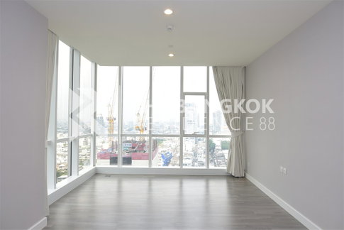 The Room Sathorn - TanonPun near BTS Surasak Fully Equipped Facilities