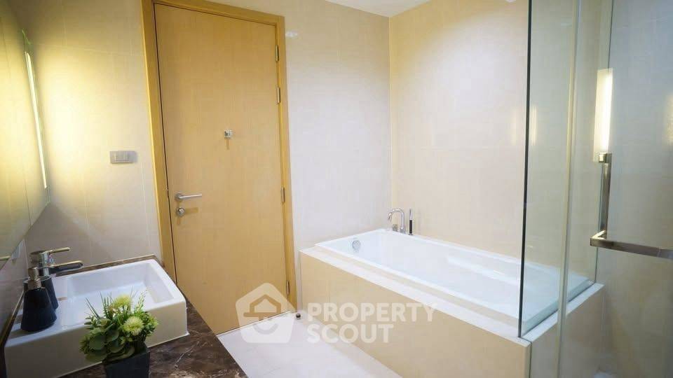 รูป คอนโด 2-ห้องนอน ที่ ไฮด์ สุขุมวิท 13 คอนโดมิเนี่ยม ใกล้ BTS นานา (ID 2237594) - รูปที่ 10/20
