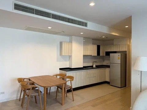 A035077 HQ Thonglor
