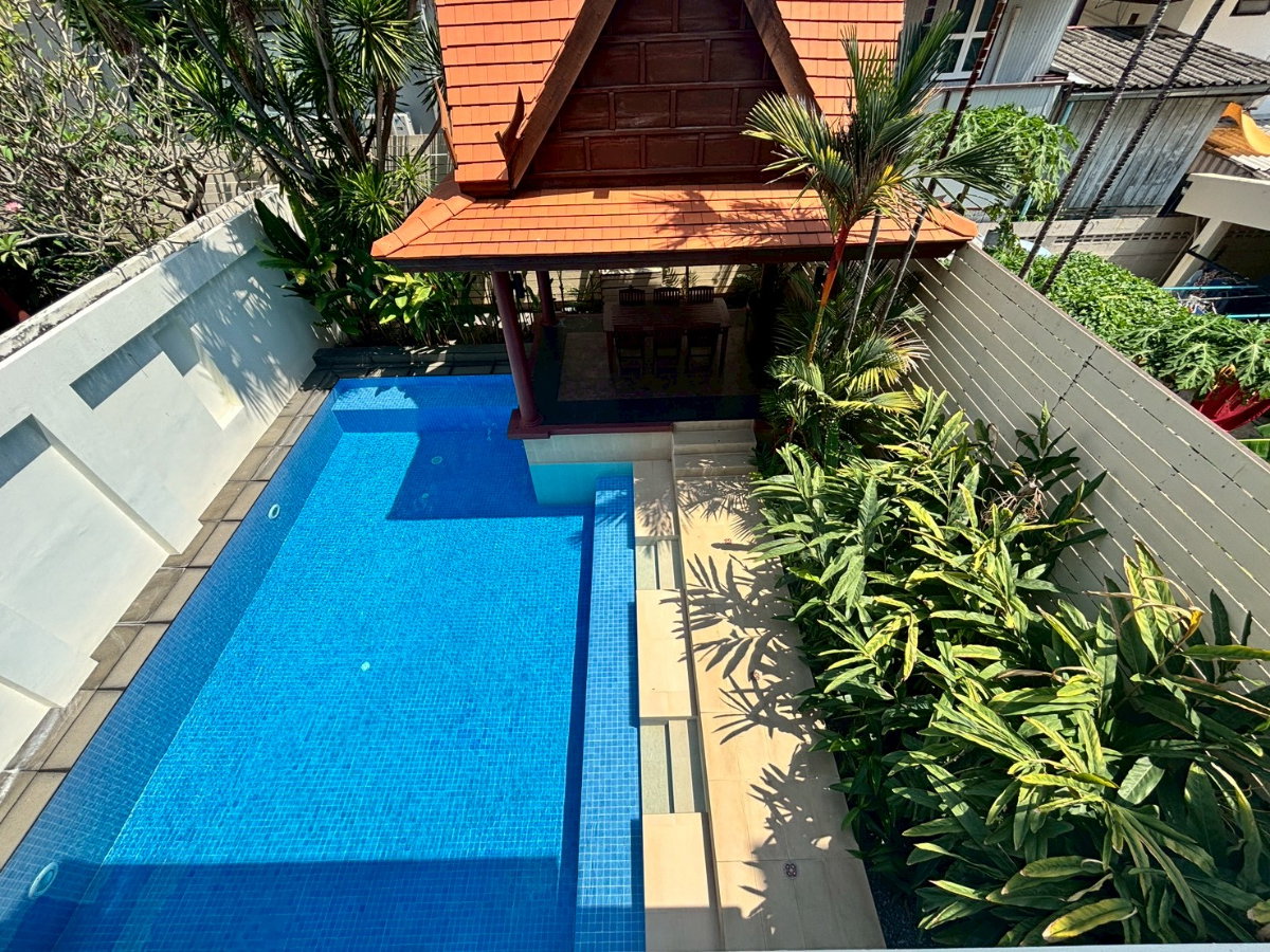 รูป บ้านหรูให้เช่าพร้อมสระว่ายน้ำส่วนตัว พร้อมพงษ์ ** NO CO-AGENT ** - รูปที่ 14/24