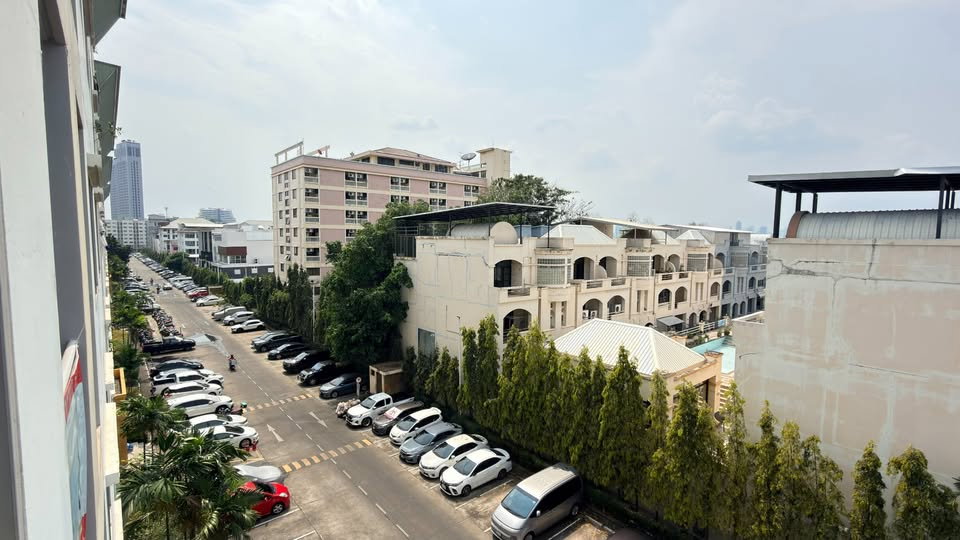 picture For Sale!! Lumpini Condo Town Bodindecha-Ramkhamhaeng - 27/28