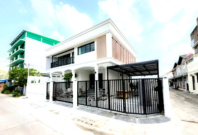 ทาวน์โฮม กรุงเทพมหานคร : CS443 🌈🏡 บ้านเดี่ยวหลังมุม สไตล์ Modern Craftmanship เปิดขายแล้วค่าา 
