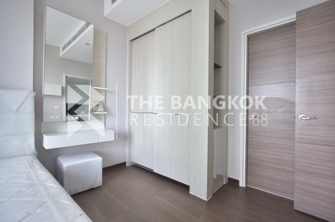 Convenient Travel, Great Value per Square Meter Q Asoke near MRT Phetchaburi Station