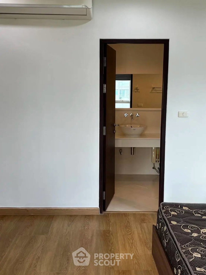 รูป คอนโด 2-ห้องนอน ที่ ดิ แอดเดรส สุขุมวิท 42 ใกล้ BTS เอกมัย (ID 2873882) - รูปที่ 9/15