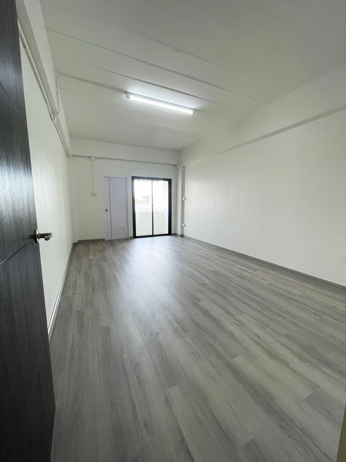 รูป ขาย 350,000 รีโนเวทใหม่ทั้งห้อง 26ตร.ม. รามอินทรา คู้บอน - รูปที่ 1/10