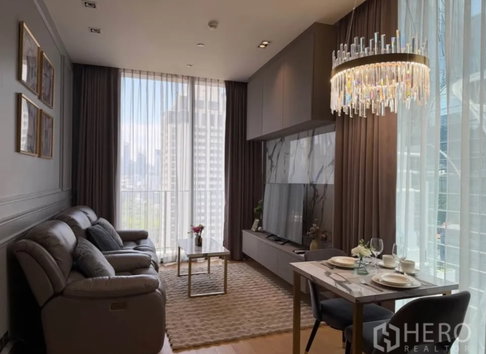 For rent 1 Bedroom Condominium in 28 Chidlom in Lumphini, Pathum Wan, Bangkok BTS Chitlom HRE00734