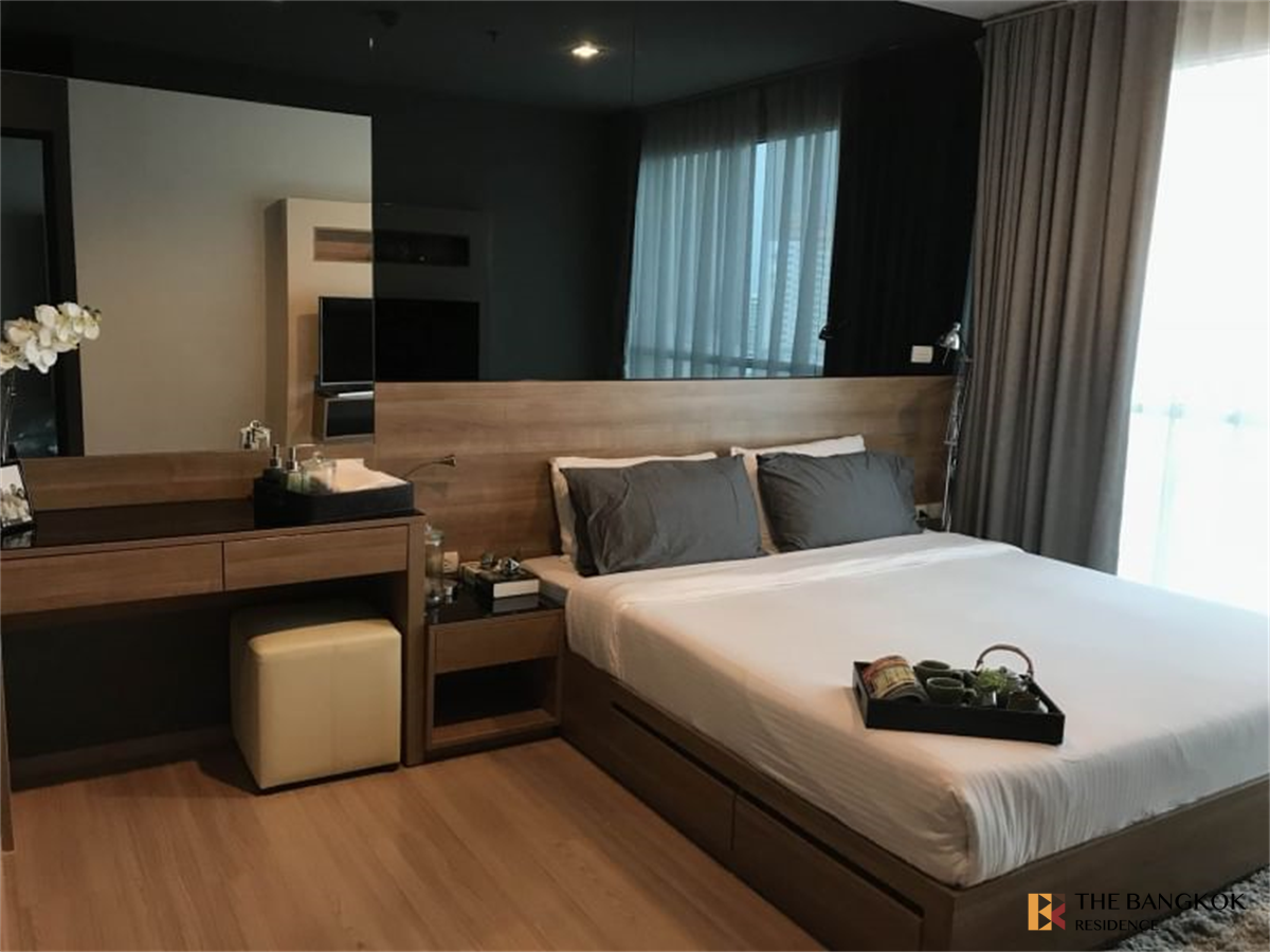 picture RHYTHM Sathorn Comfortable and Ready to Move-in near BTS Saphan Taksin - 8/10