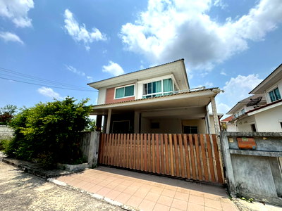 บ้านเดี่ยว กรุงเทพมหานคร : ขายด่วน ถูกมาก บ้านเดี่ยว 2 ชั้น หมู่บ้าน เพอร์เฟค พาร์ค สุวรรณภูมิ เฟส 2 ที่ดินขนาด 51.70 ตร.วา ทำเลดี ใกล้สนามบินสุวรรณภูมิ