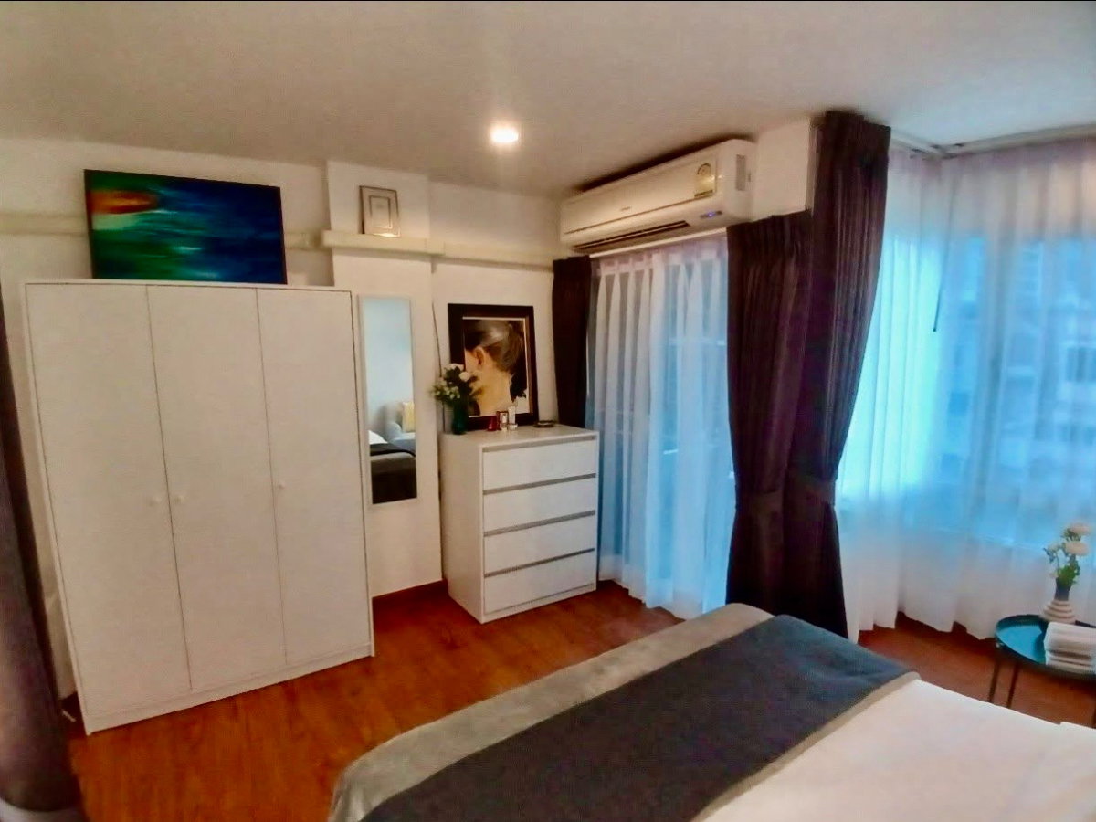 รูป ให้เช่าคอนโดใจกลางเมือง Surawong City Resort 1 ห้องนอน พร้อมโซฟาเบด วิวเมืองและตึกมหานคร ใกล้จุฬาฯ สีลม และ MRT สามย่าน - รูปที่ 8/21