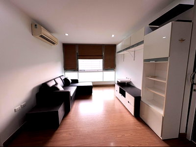Condos for rent : Bridge Condo Phaholyothin 37 Rent 