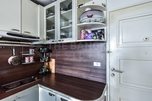 Noble Lite Ari Move-in Ready, Just Bring Your Stuff near BTS Ari