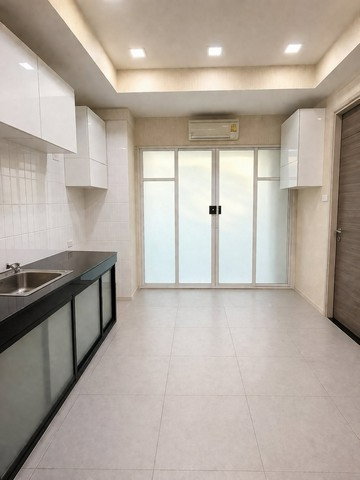 รูป HR3450เช่า Home Office 4 ชั้น Supalai Prima Riva พระราม 3 (ริมแม่น้ำเจ้าพระยา) ใกล้สาทรและ King's College - รูปที่ 14/15