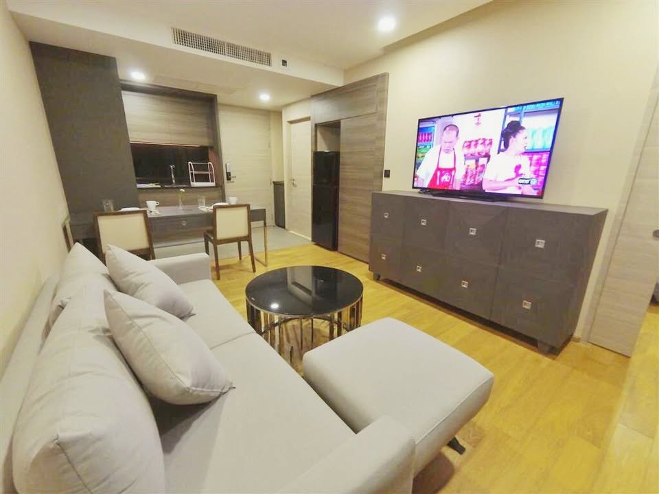 รูป Klass Langsuan | 🚝1 bedroom Plus #2026050814557 - รูปที่ 3/10