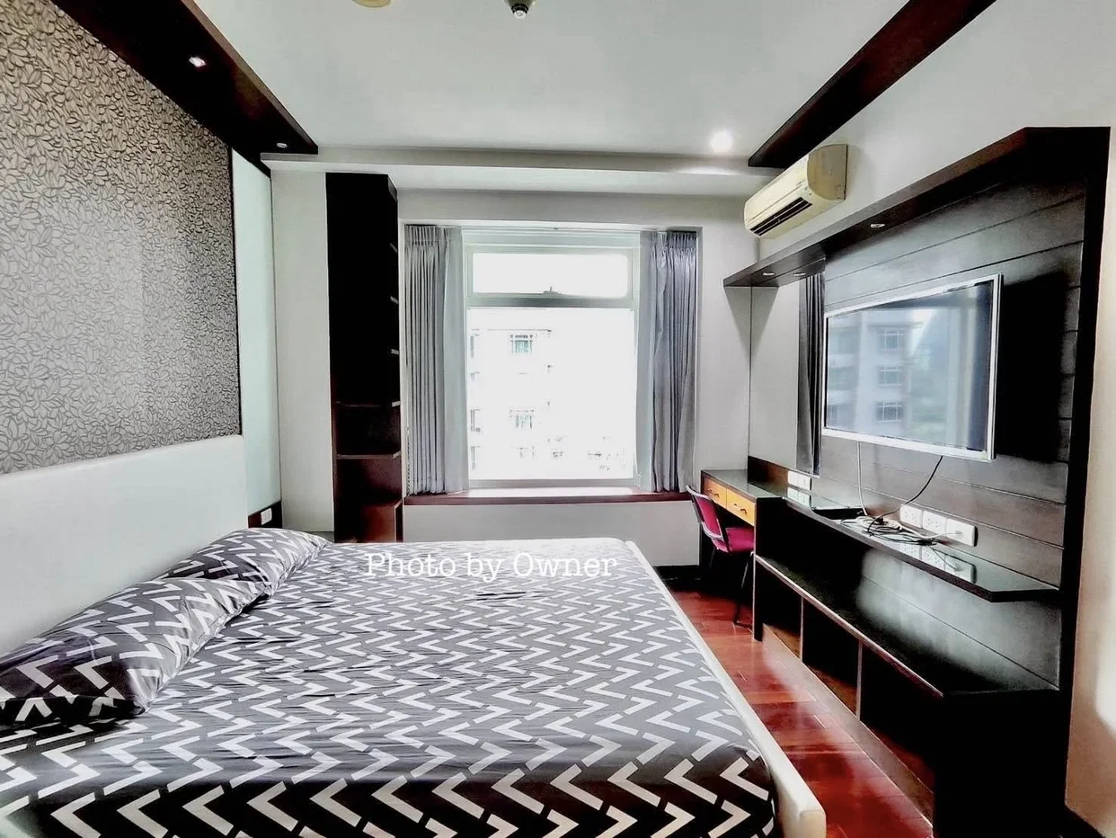 picture A035099 Circle Condominium - 3/5