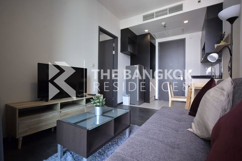 The Edge Sukhumvit 23 Hurry to book!! Popular rare units near BTS Asok