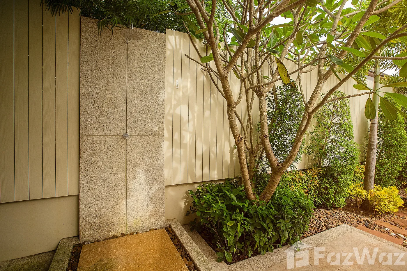 picture Villa Bond is a modern 6213119 - 25/27