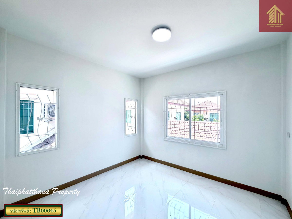 รูป หมู่บ้านเต็มสิริ วิลเลจ ซ.9 หนองจอก เชื่อมสัมพันธ์ 11 บ้านแฝดรีโนเวทใหม่ ตกแต่งเฟอร์นิเจอร์พร้อมอยู่ - รูปที่ 8/15