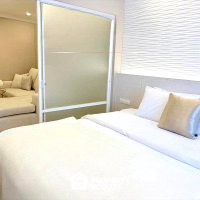Condos for sale : 1-BR Condo at Lumpini Place Rama 9–Ratchada near MRT Phra Ram 9 (ID 2864950)