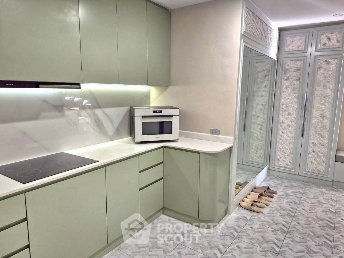 รูป คอนโด 2-ห้องนอน ที่ บ้านสวนเพชร คอนโดมิเนียม ใกล้ BTS พร้อมพงษ์ (ID 2872757) - รูปที่ 6/16