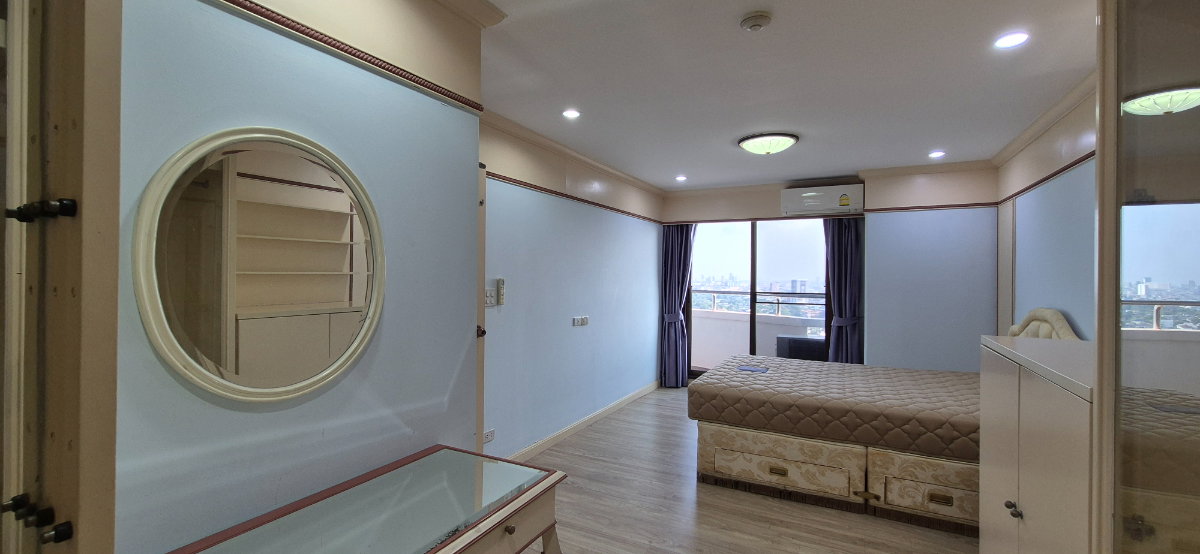 picture Room for rent Flora Ville Pattanakarn51 - 8/26