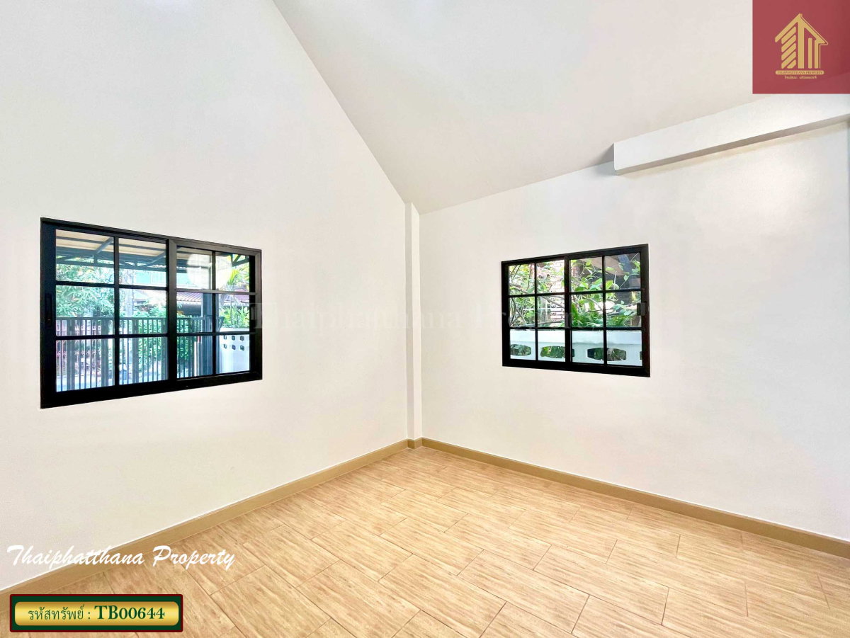 รูป ขายบ้านเดี่ยวรีโนเวทใหม่ หมู่บ้านเสริมศิริ วิลเลจ รามอินทรา 40 แยก 8-7 - รูปที่ 8/16