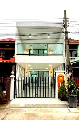 ทาวน์โฮม เมืองนนทบุรี นนทบุรี : ทำเลดี ใจกลางเมืองนนทบุรี   หมู่บ้าน ดุลิยานนท์  สนามบินน้ำ  ใกล้กองสลากสนามบินน้ำ
