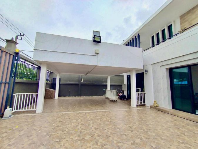 4-bed house for sale, 320 sqm, 176 sq wah, THE PARK @ FASHION