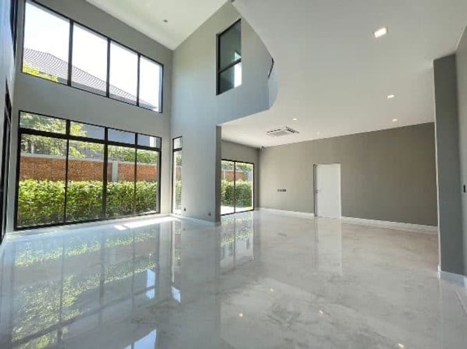 (ขาย!) Grand Bangkok Boulevard East Rama 9 บ้านเปล่า 110ตรวไม่เคยอยู่