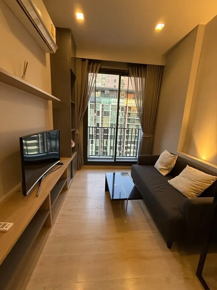 รูป A034806 M Thonglor 10 - รูปที่ 7/8