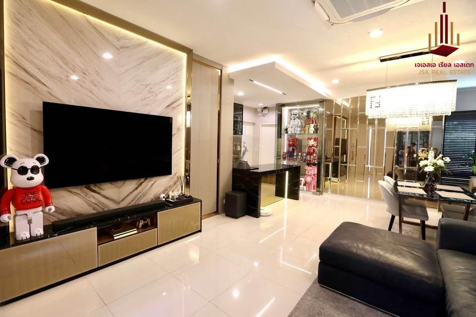picture ✨ For Sale: Mantana 2 Bangna Km.7 ✨ 💰 Only 16,990,000 THB - 2/5
