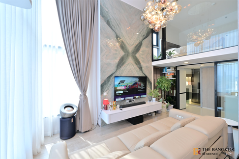 SOHO Bangkok Ratchada Special deal, best price ever near MRT Huai Khwang Station