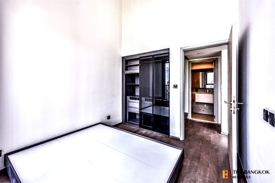 Condos for sale : Park Origin Chula-Samyan near MRT Hua Lamphong Station Ready-to-move-in, Prime Location Condo
