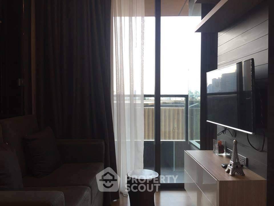 รูป คอนโด 1-ห้องนอน ที่ เดอะ ลุมพินี 24 ใกล้ BTS พร้อมพงษ์ (ID 2873997) - รูปที่ 2/10