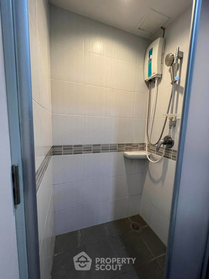 picture 1-BR Condo at Lumpini Park Rama 9 Ratchada near MRT Phra Ram 9 (ID 1801985) - 2/13