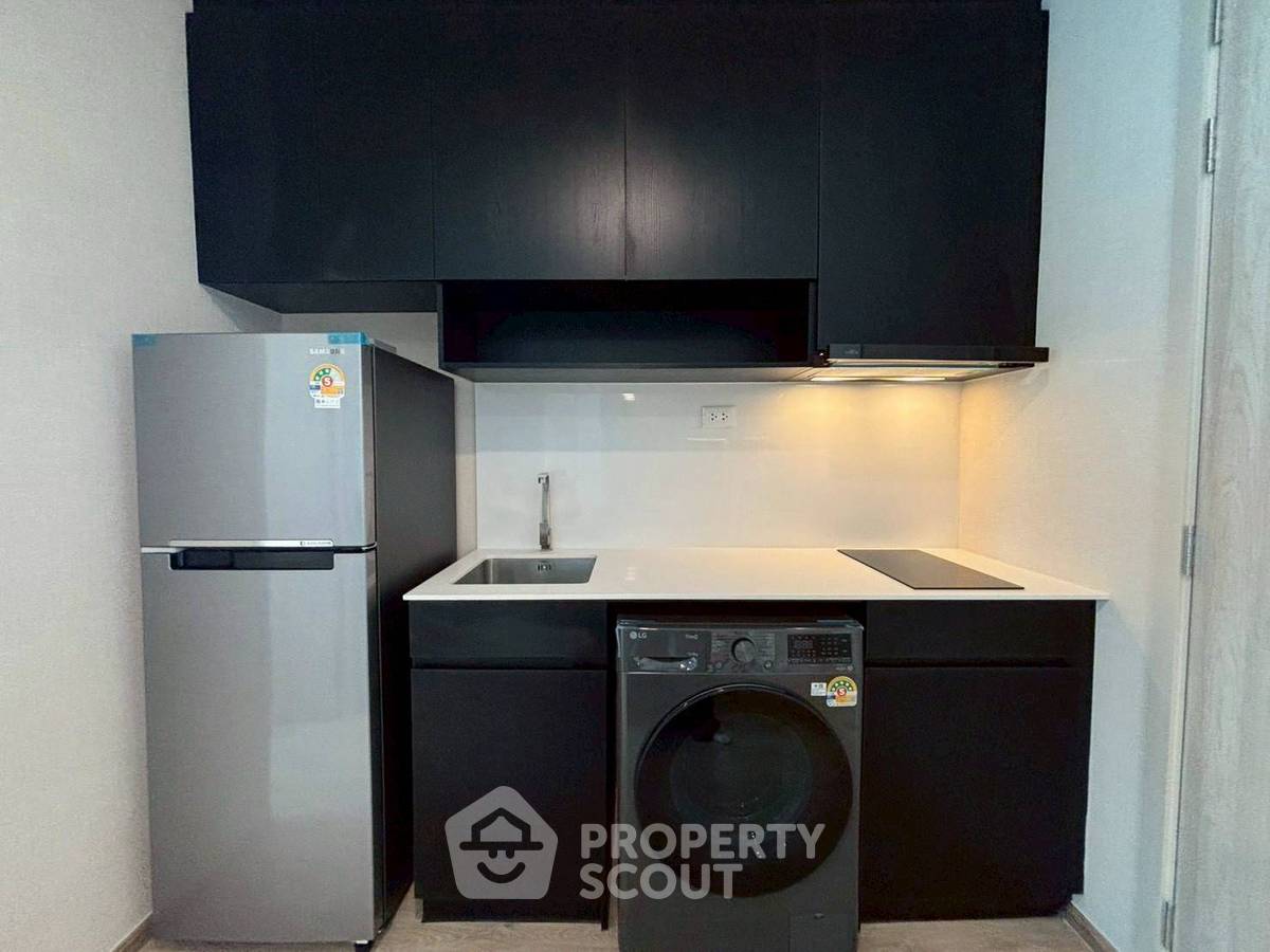 picture 2-BR Condo at Nue District R9 near MRT Phra Ram 9 (ID 2871081) - 8/8