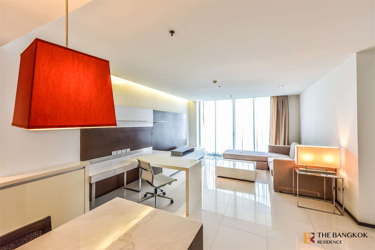 picture High-potential Location, Not as Expensive as You Think Sathorn Heritage - 7/10