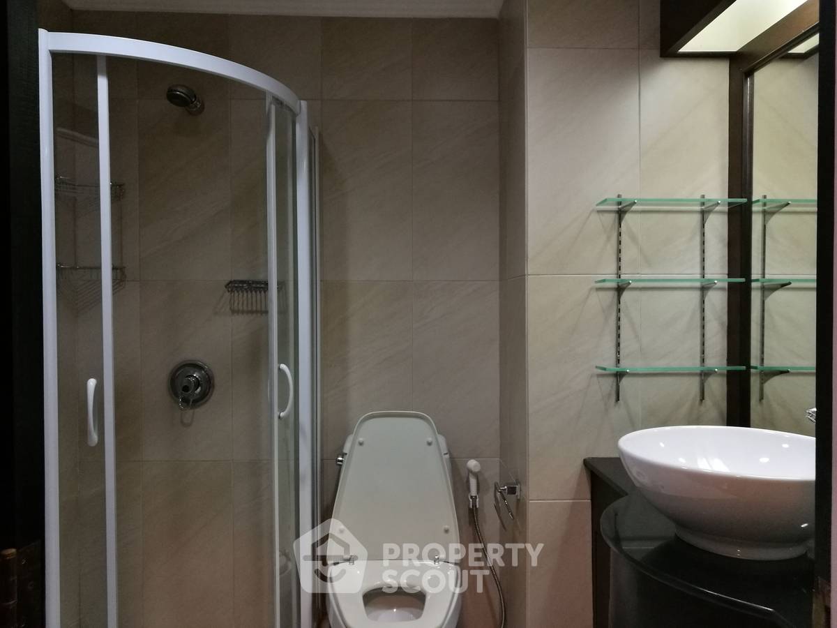 รูป คอนโด 3-ห้องนอน ที่ สาธร การ์เด้นส์ ใกล้ MRT สีลม (ID 2877147) - รูปที่ 4/23