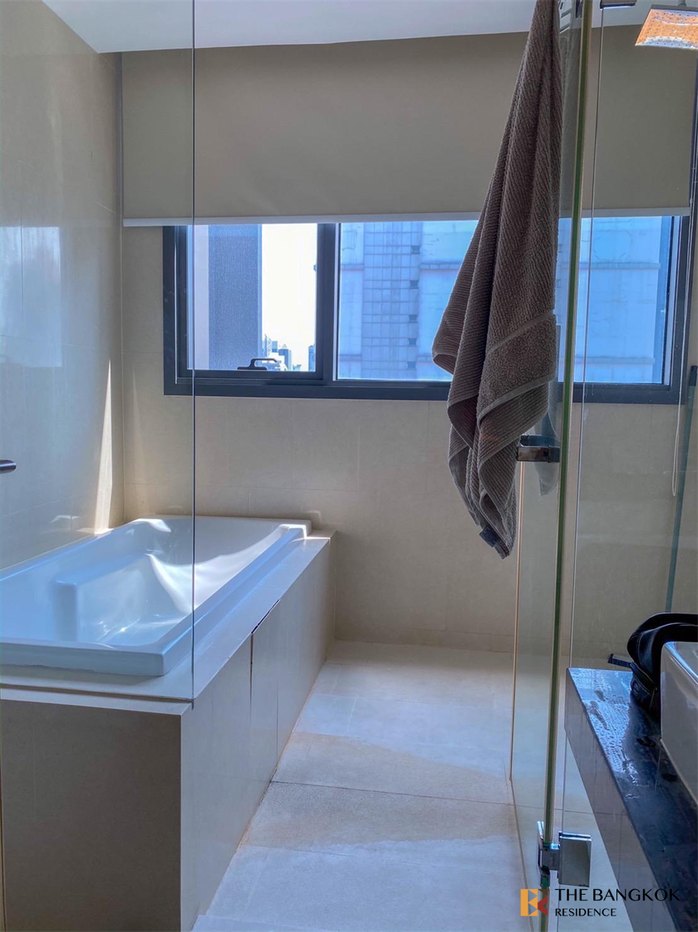 picture Hyde Sukhumvit 13 Luxury Unit, Ready for You Without the Wait near BTS Asok - 10/10
