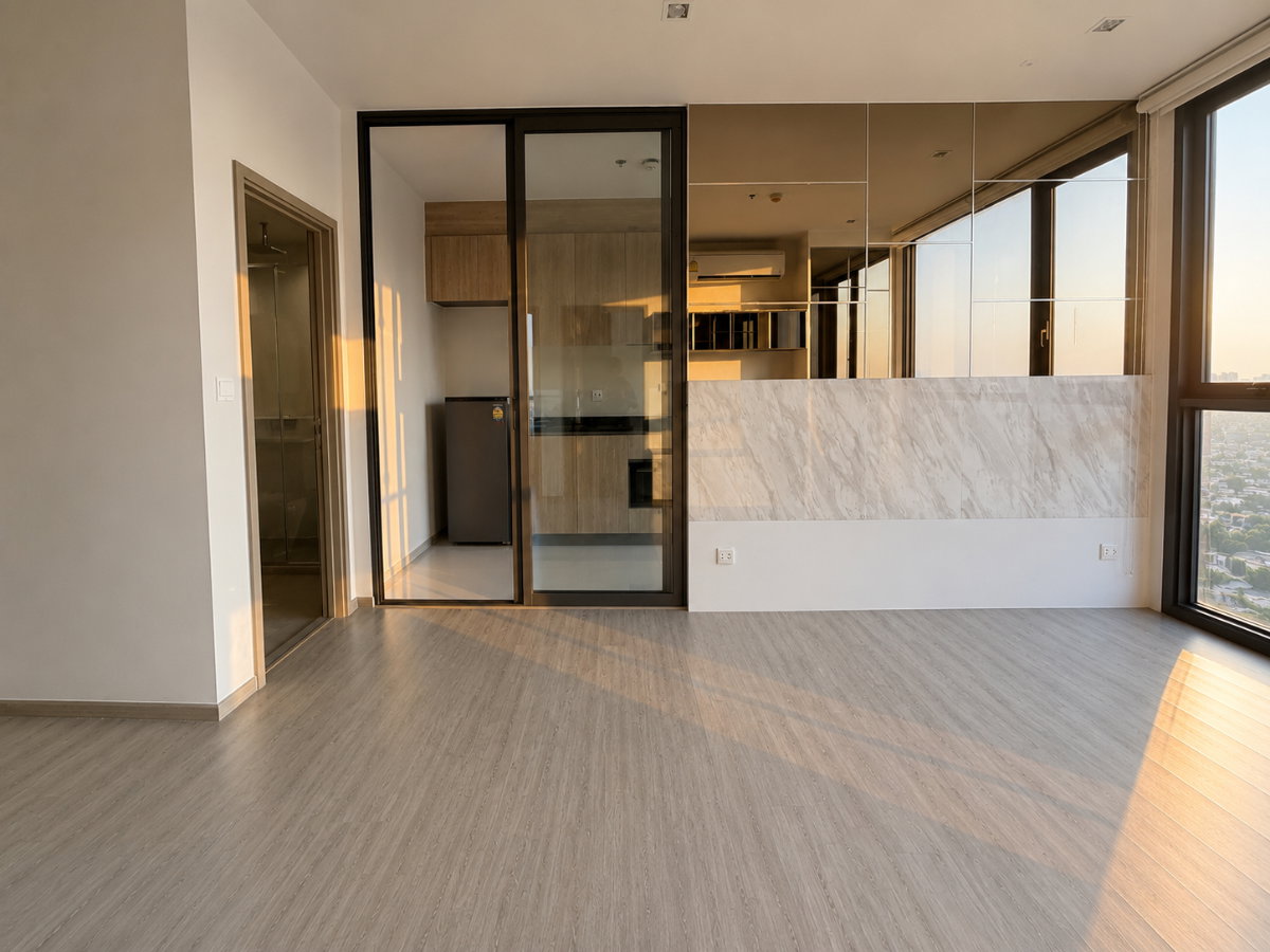 picture Rare Corner Condo | Bright, Quiet & Private | High Floor Open View | MRT Access - 10/16