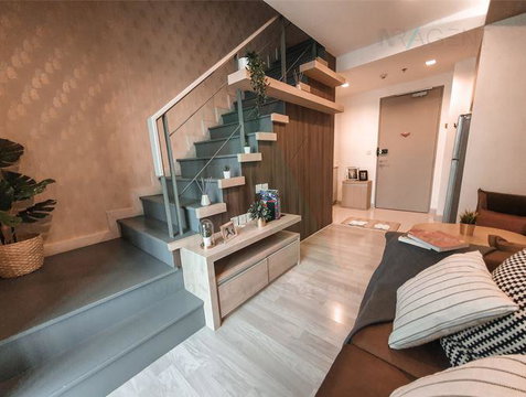 For rent condo IDEO MOBI SUKHUMVIT Building B, Floor 24,Duplex, Room size 42.00 sqm