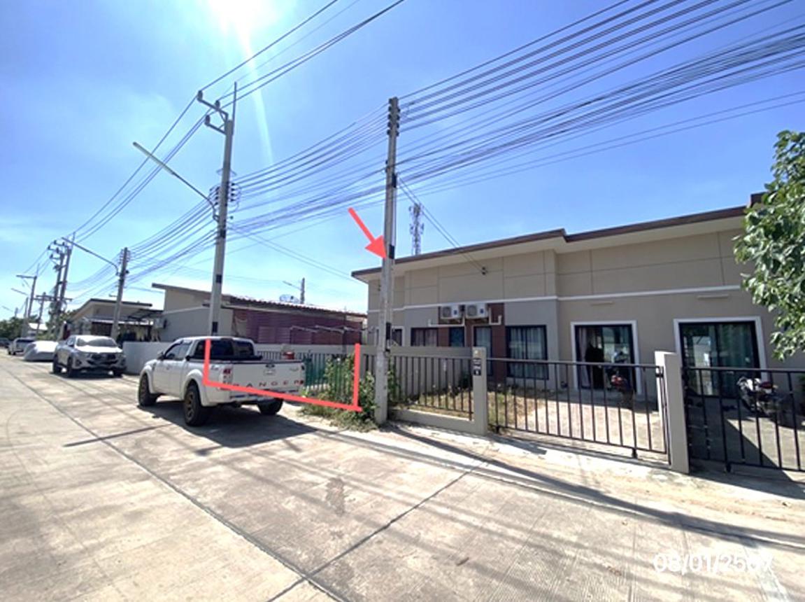 picture TOWN HOUSE 30.6 Sq.w. Si Racha Chonburi for 1.8M - 9/16