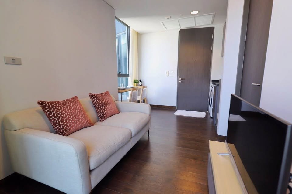 picture Code: 26KJ2263  for rent The Lumpini 24 🔥🔥 Line ID: @kjcondo (with @)🔥🔥 - 4/11