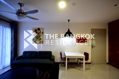 Condos for sale : Ideo Ratchada-Huaykwang near MRT Huai Khwang Station Hot Unit, Available for a Limited Time