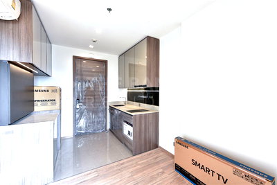 Condos for sale : THE LINE Phahol - Pradipat Move-in Ready, Just Bring Your Stuff near BTS Sena Ruam