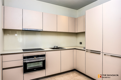 Condos for rent : Magnolias Ratchadamri Boulevard near BTS Chit Lom Premium Luxury Condo in Prime Location