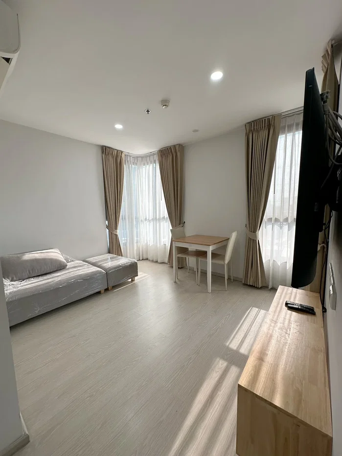 รูป A034330 Elio Del Nest - รูปที่ 4/5