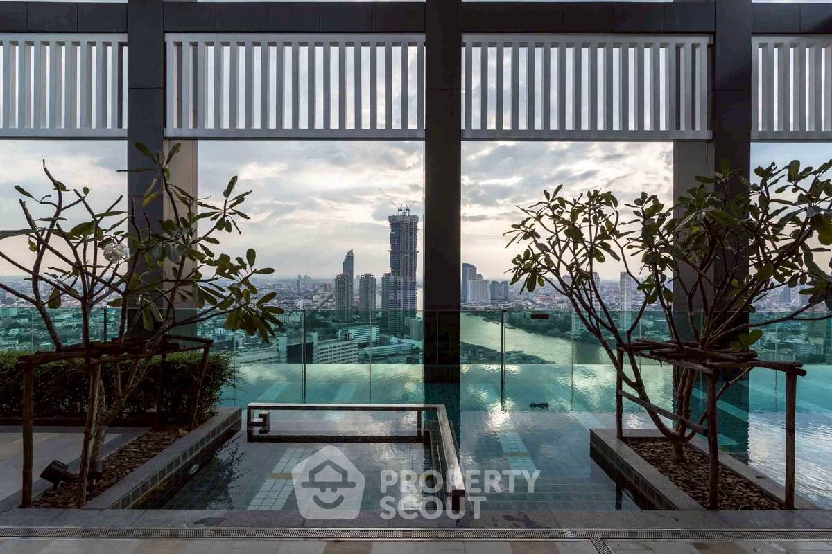 รูป คอนโด 1-ห้องนอน ที่ ริธึ่ม สาทร ใกล้ BTS สะพานตากสิน (ID 2359582) - รูปที่ 9/19