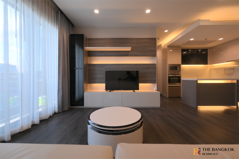Ivy Ampio near MRT Cultural Center of Thailand Station Location Near Employment, Surrounded by Lifestyles