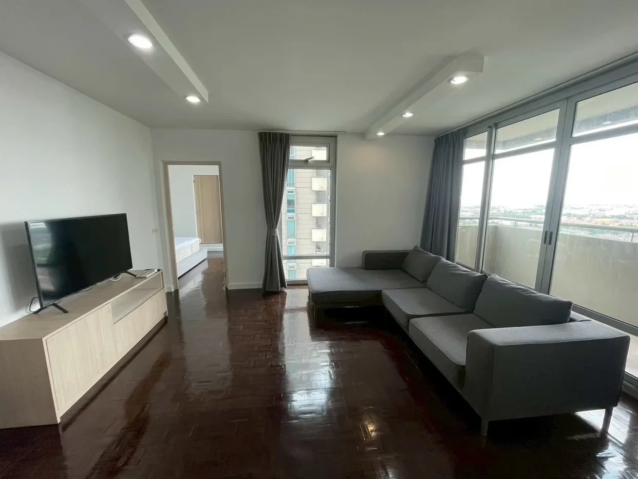 picture A034465 42 Condominium - 2/5